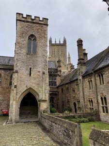 Vicar's Close and Wells Cathedral